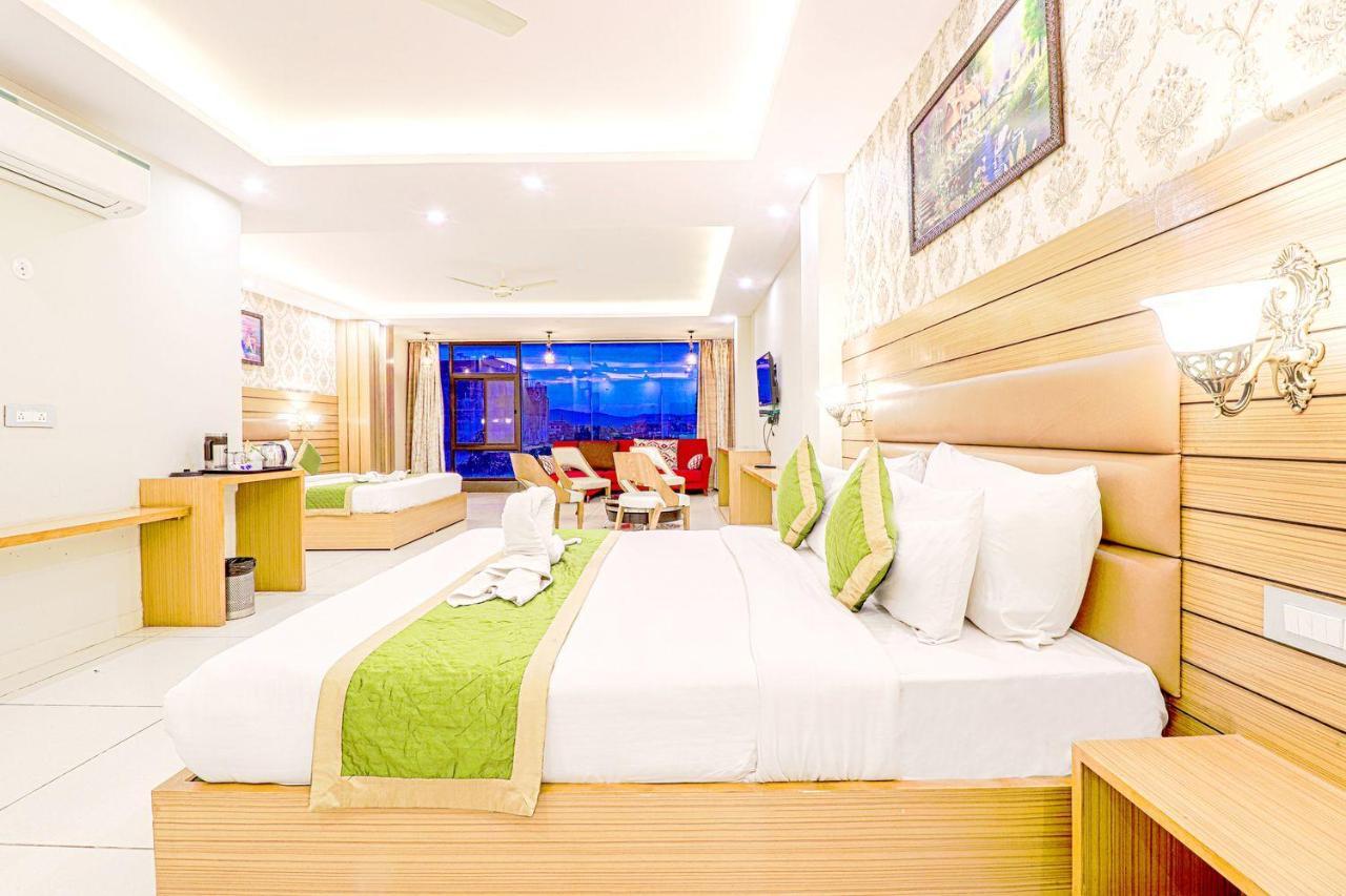 The Glory Hotel Dehradun Exterior foto